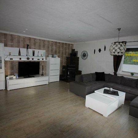 Hage Haus Abbi, Ferienwohnung Mit Schwimmbad מראה חיצוני תמונה