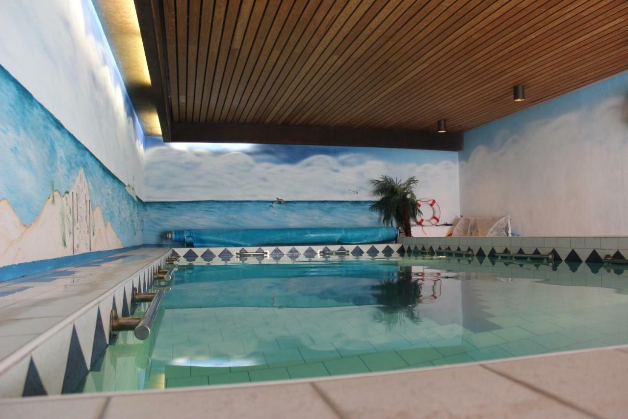 Hage Haus Abbi, Ferienwohnung Mit Schwimmbad מראה חיצוני תמונה