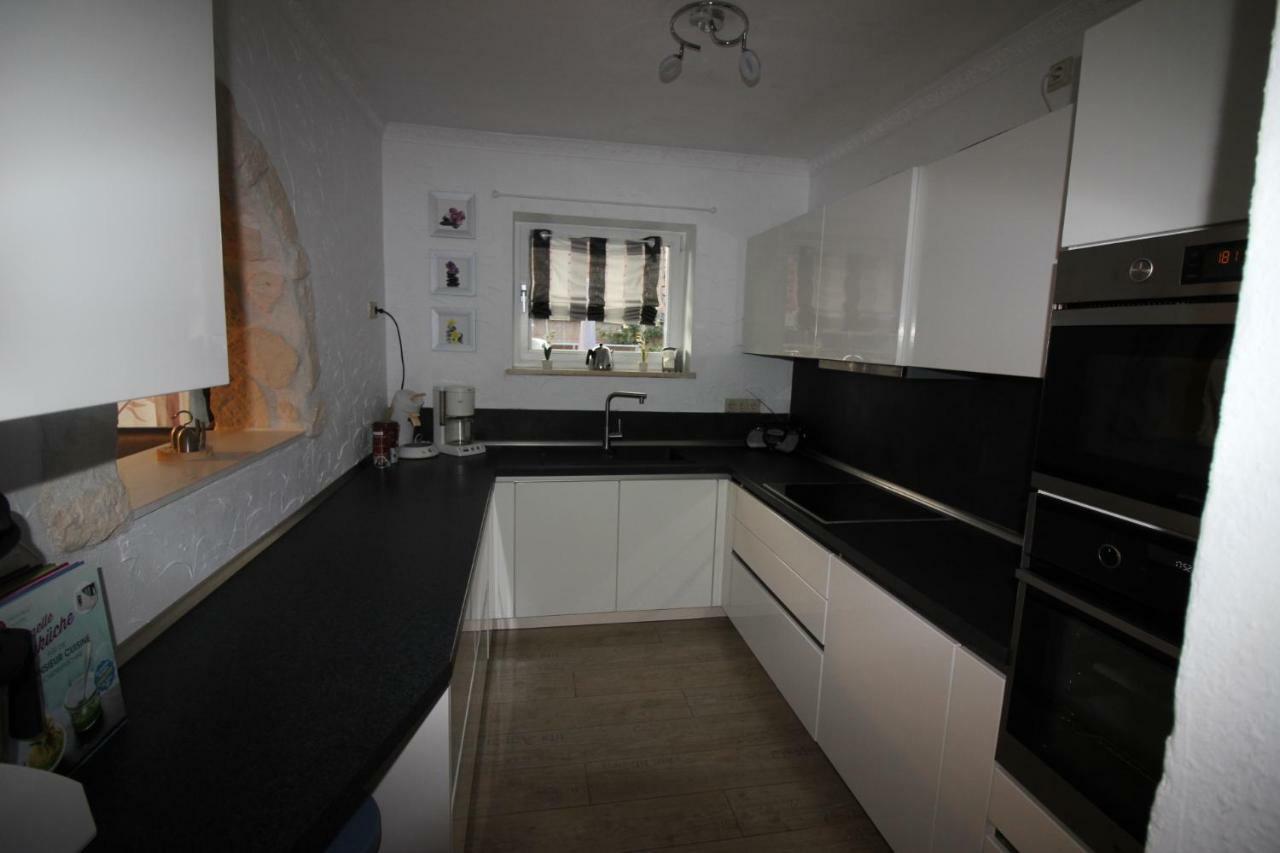 Hage Haus Abbi, Ferienwohnung Mit Schwimmbad מראה חיצוני תמונה